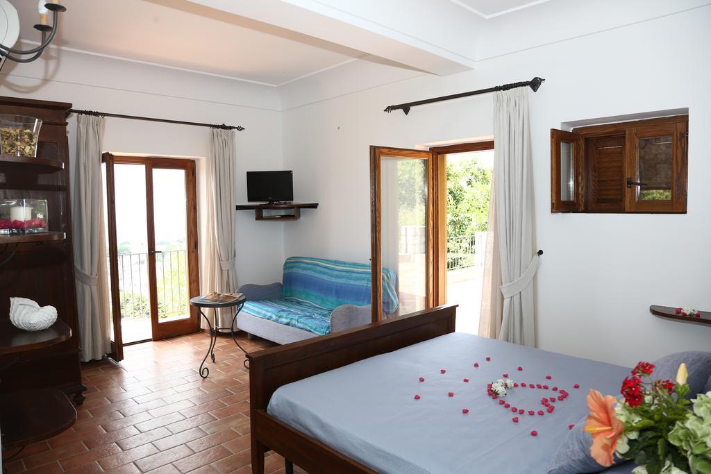אנה קאפרי Agriturismo Del Sole מראה חיצוני תמונה